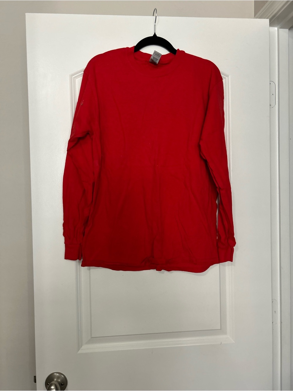 Gildan Men's Long Sleeve Crewneck Shirt - Bright Red